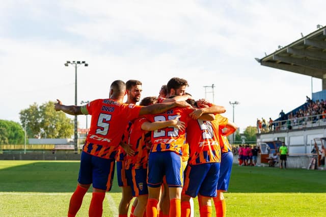 Campeonato SABSEG arrancou com triunfos dos candidatos e surpresas entre os estreantes